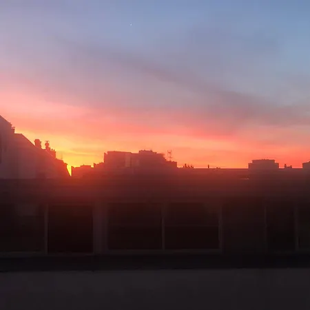 2 pièces sous les toits 6 personnes calme lumineux équipé-2